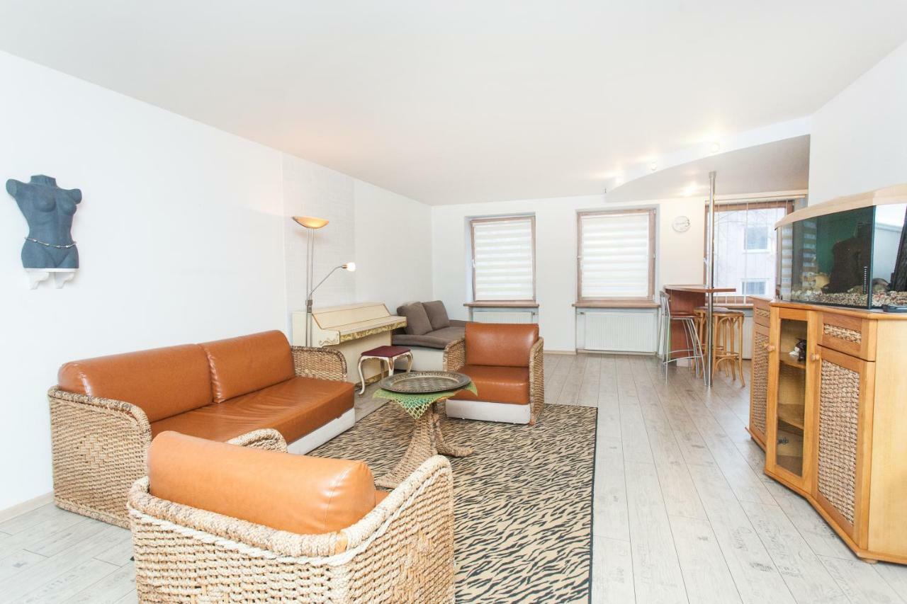 Apartment With Jacuzzi In Old Town Kaunas Ngoại thất bức ảnh